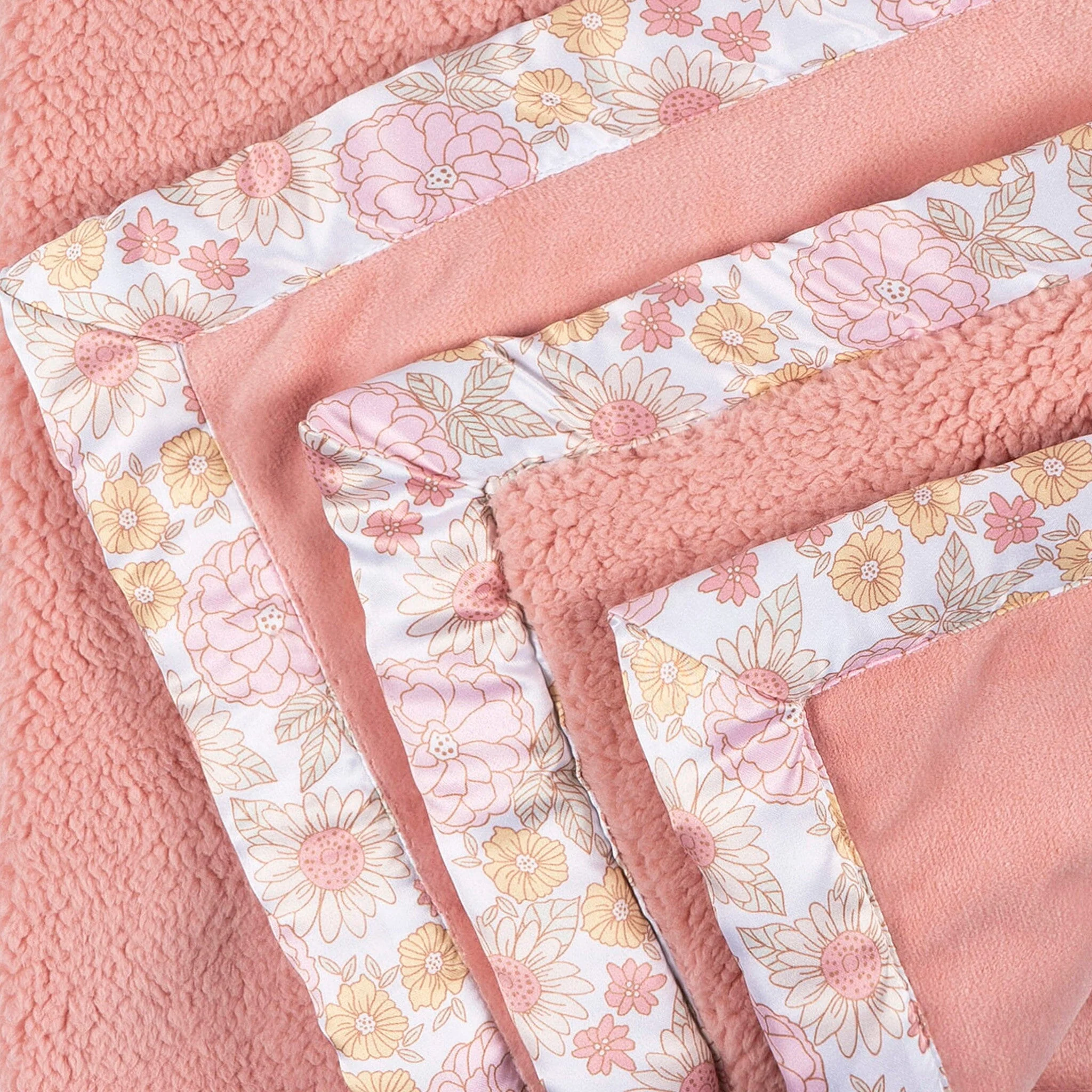 Embroidered Retro Floral Plush Blanket - Image 8