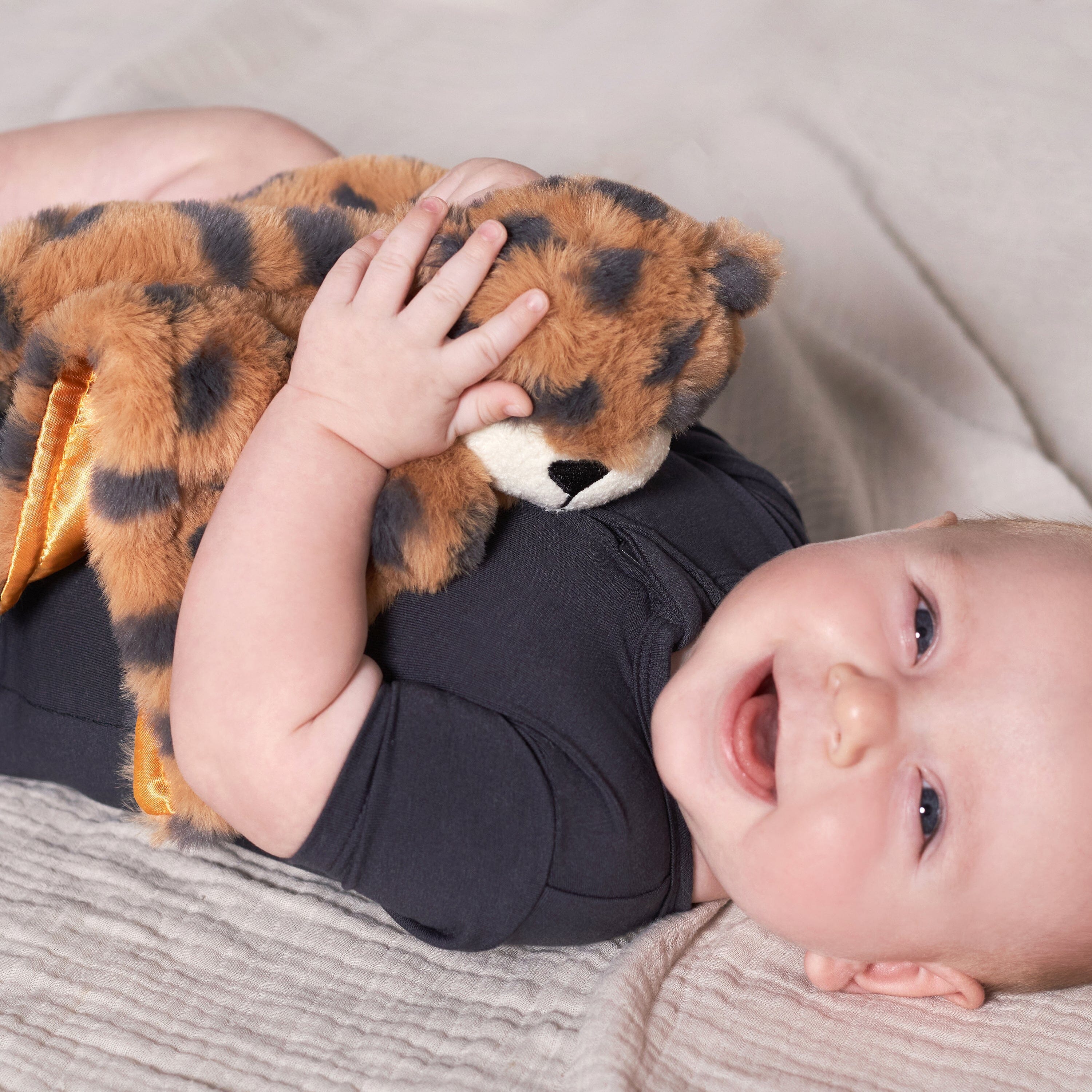 Embroidered Baby Neutral Cheetah Security Blanket - Image 5
