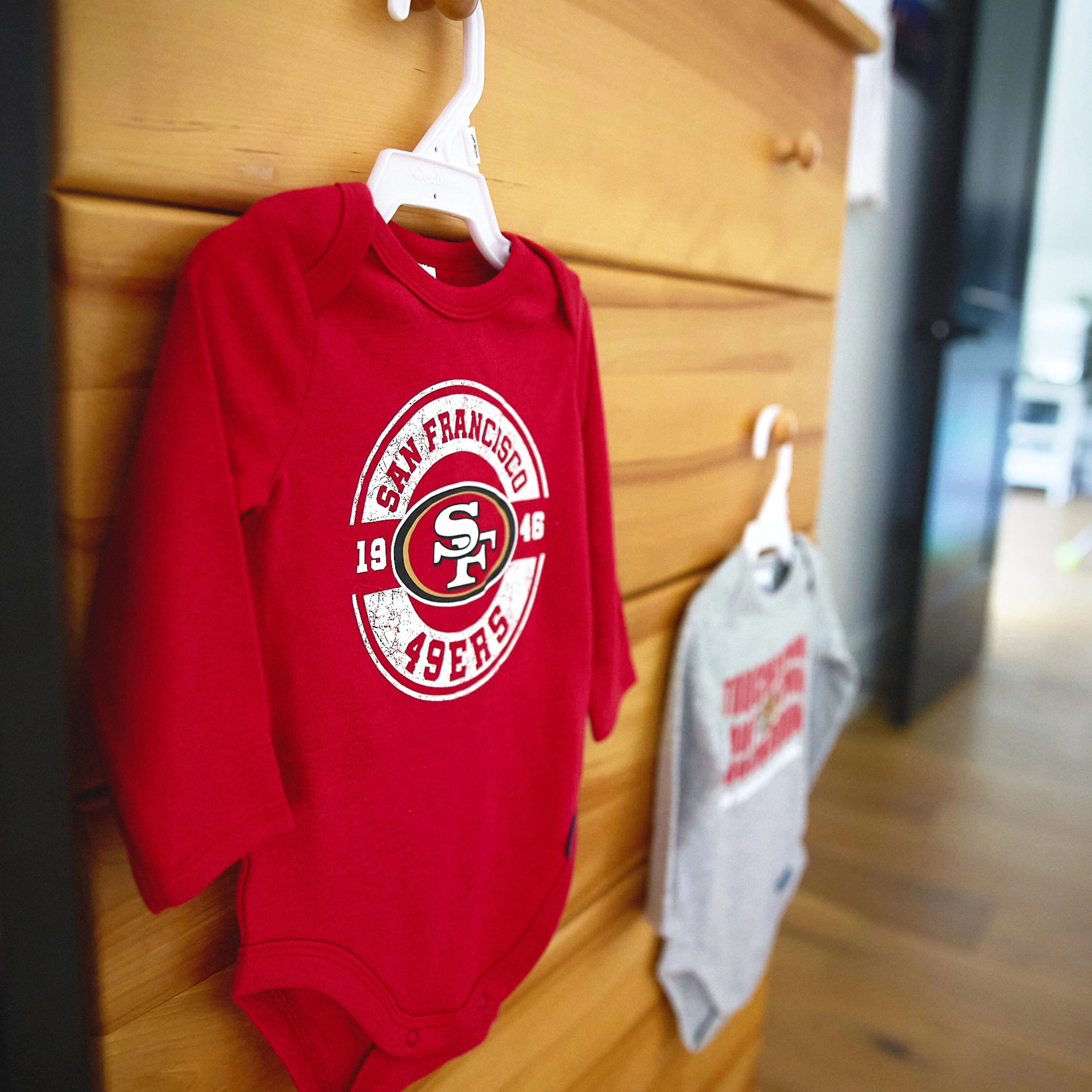 2-Pack Baby San Francisco 49ers Long Sleeve Bodysuits - Image 2