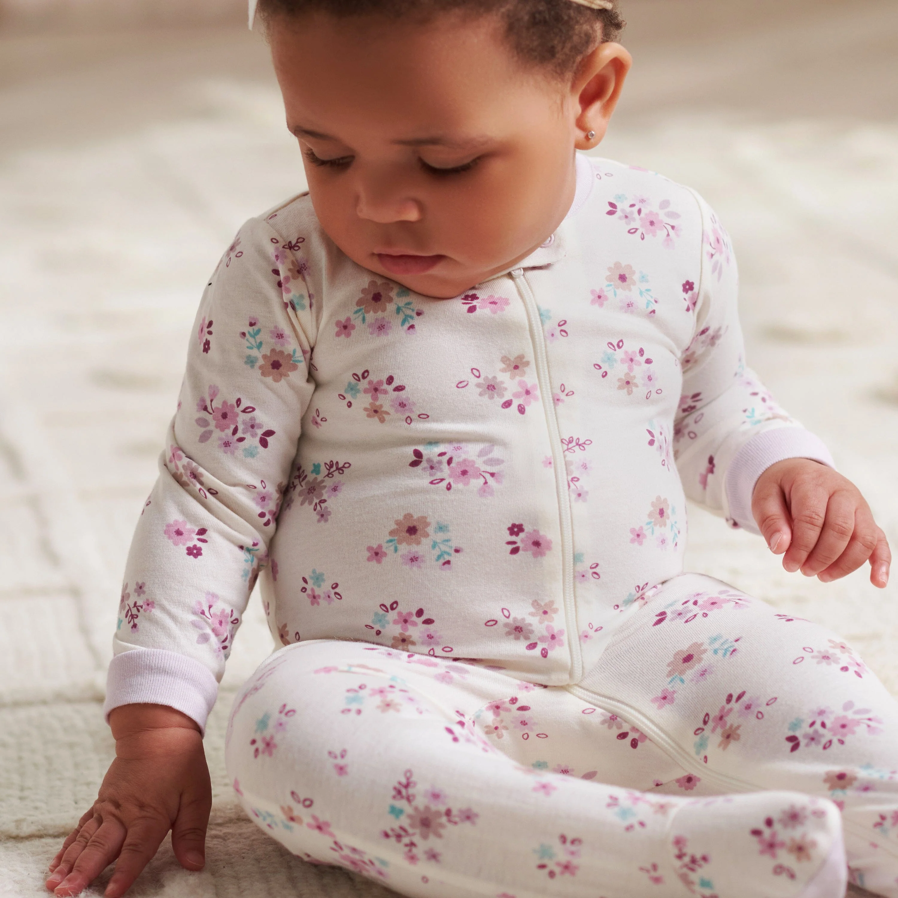 2-Pack Baby Girls Lavender Garden Sleep 'N Plays - Image 2