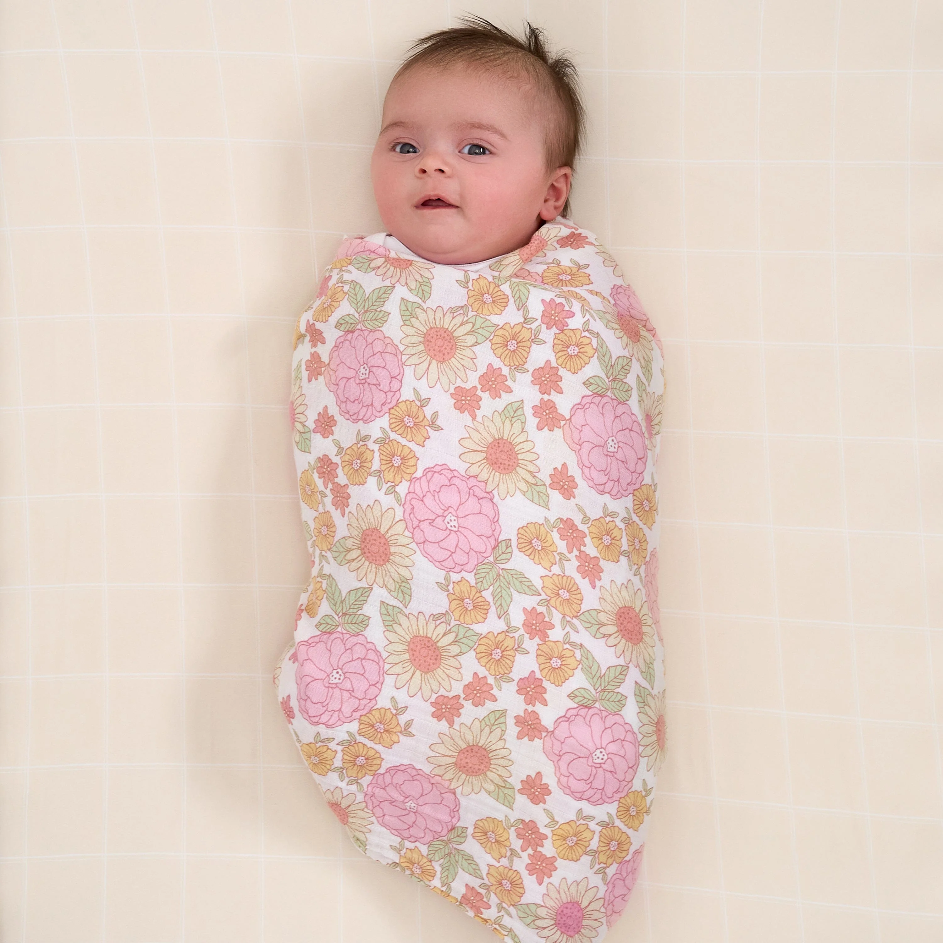2-Pack Baby Girls Retro Floral Muslin Blankets - Image 2
