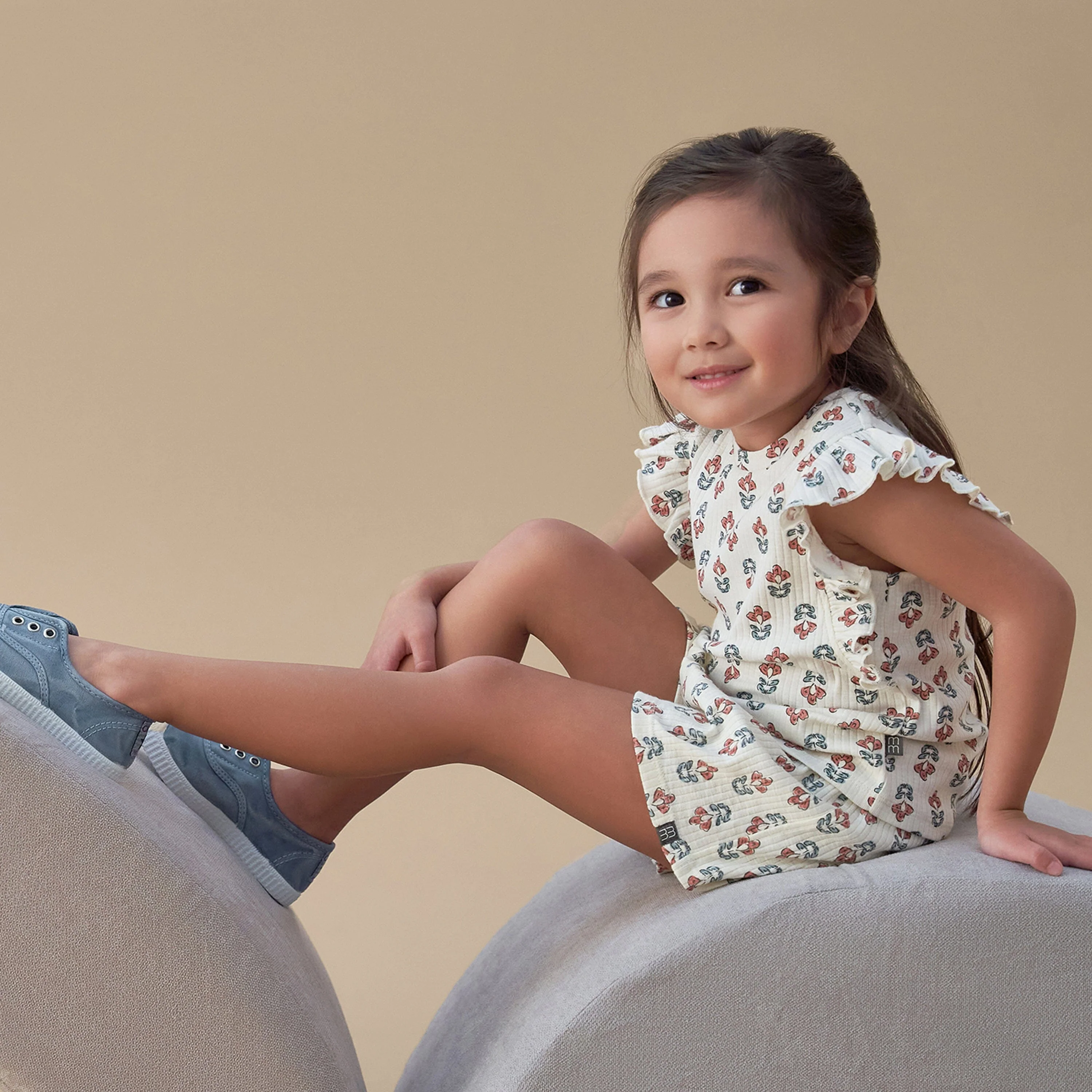 2-Piece Infant & Toddler Girls Ivory Flower Ruffled Sleeveless Top & Wide Leg Shorts Set - Image 2