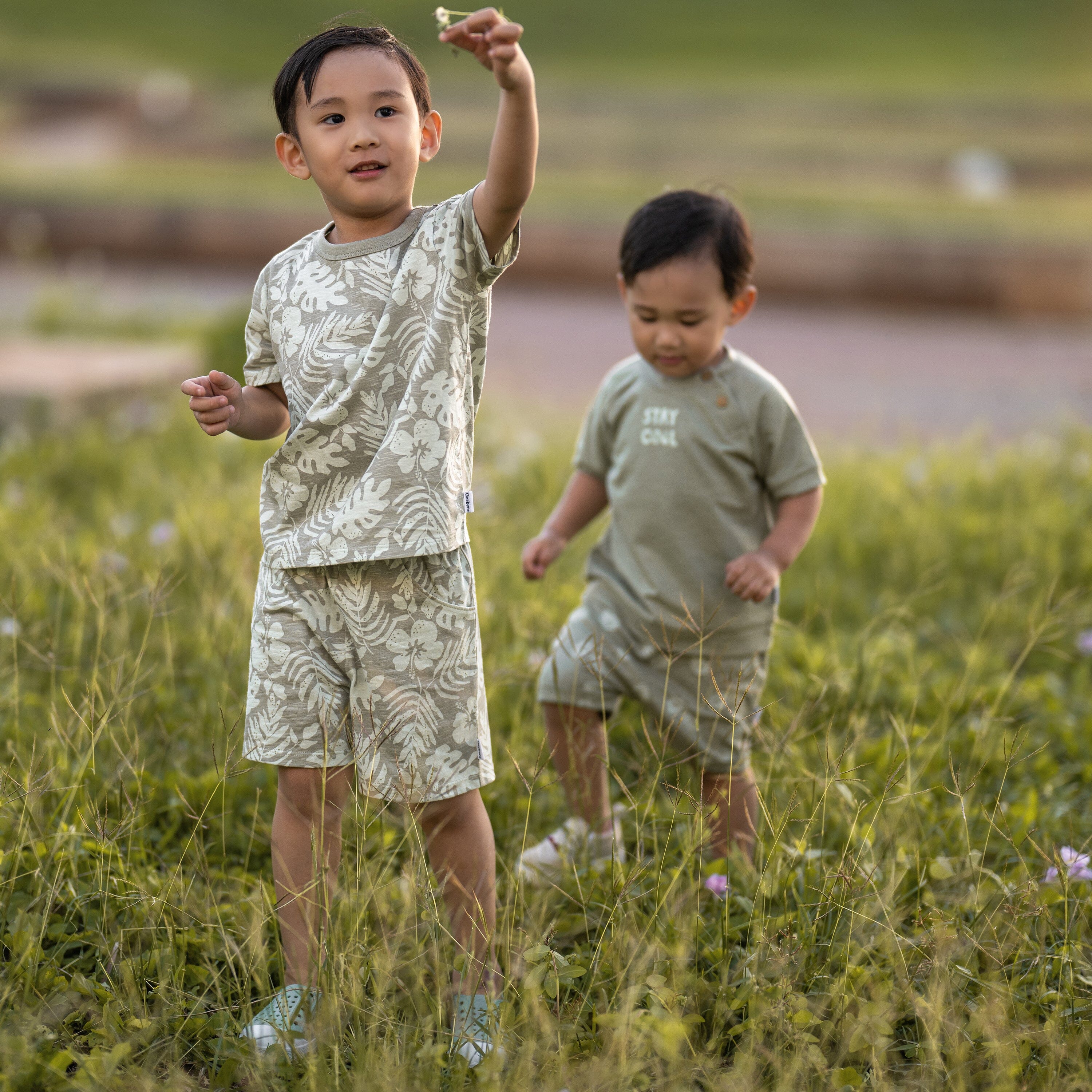 2-Piece Baby and Toddler Boys Tropical Leaves T-Shirt and Shorts Set - Image 4