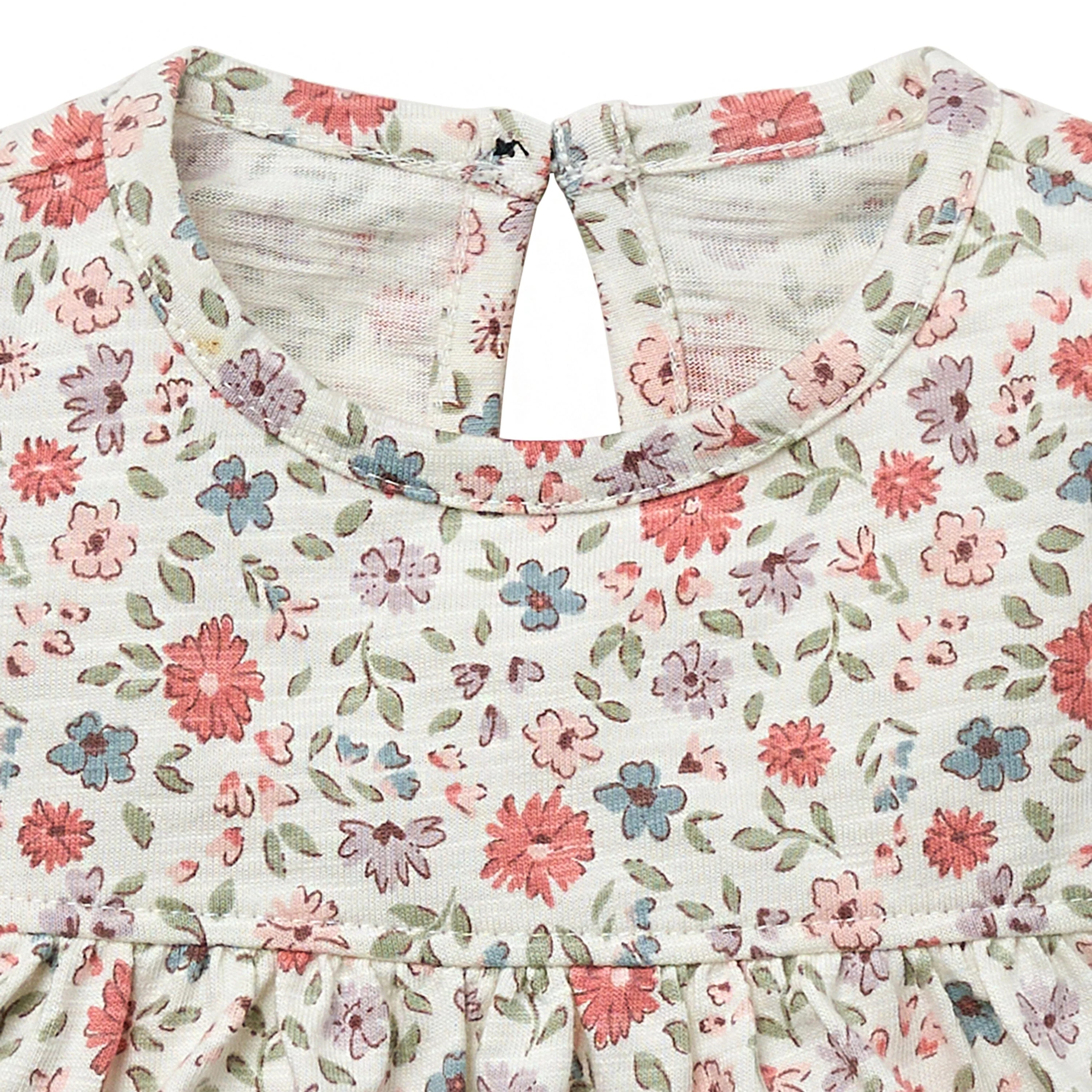 2-Piece Baby Girls Vanilla Garden Ruffled Sleeve Top & Cuffed Shorts Set - Image 3