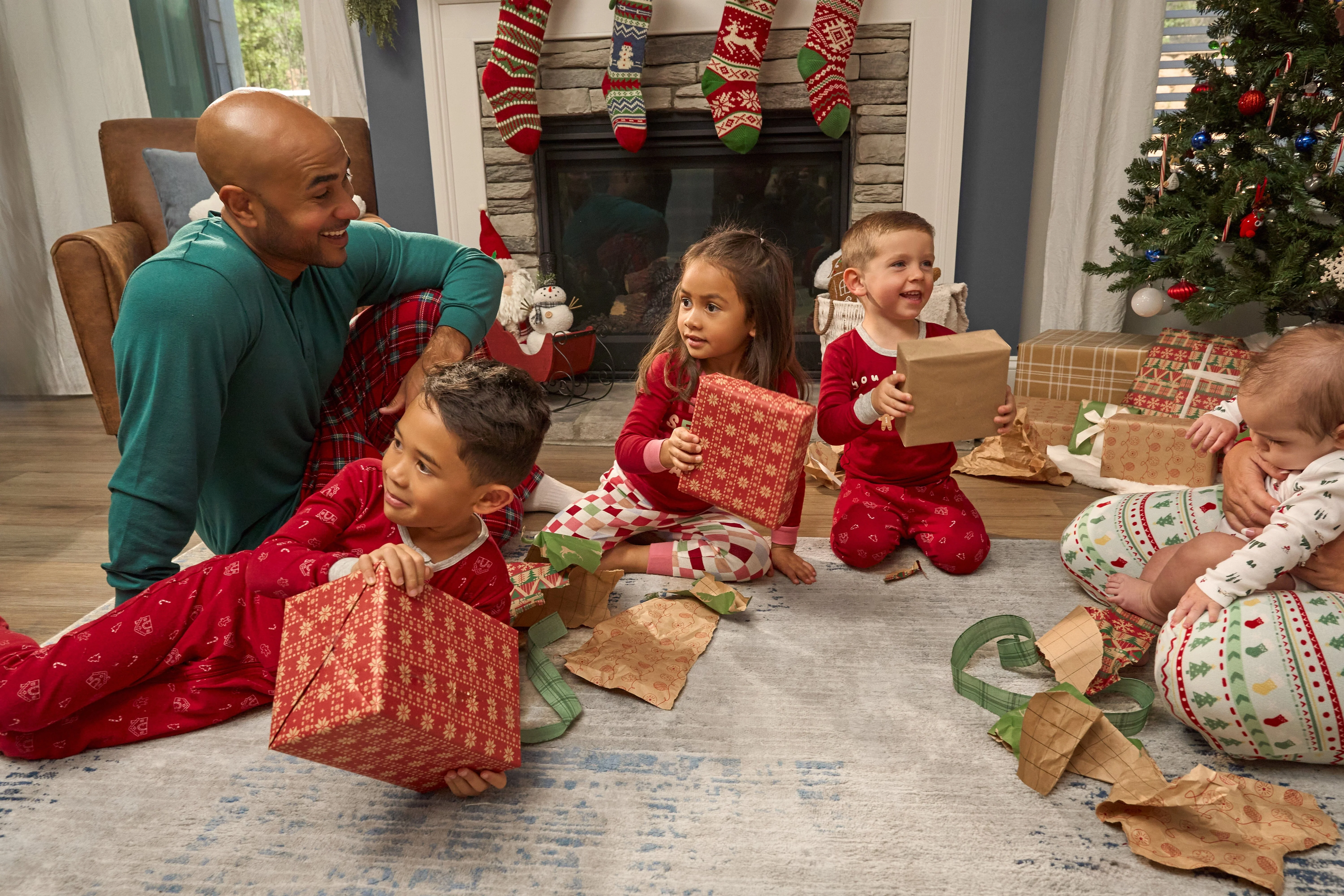 2-Piece Infant & Toddler Gingerbread House Snug Fit Pajama Set - Image 4
