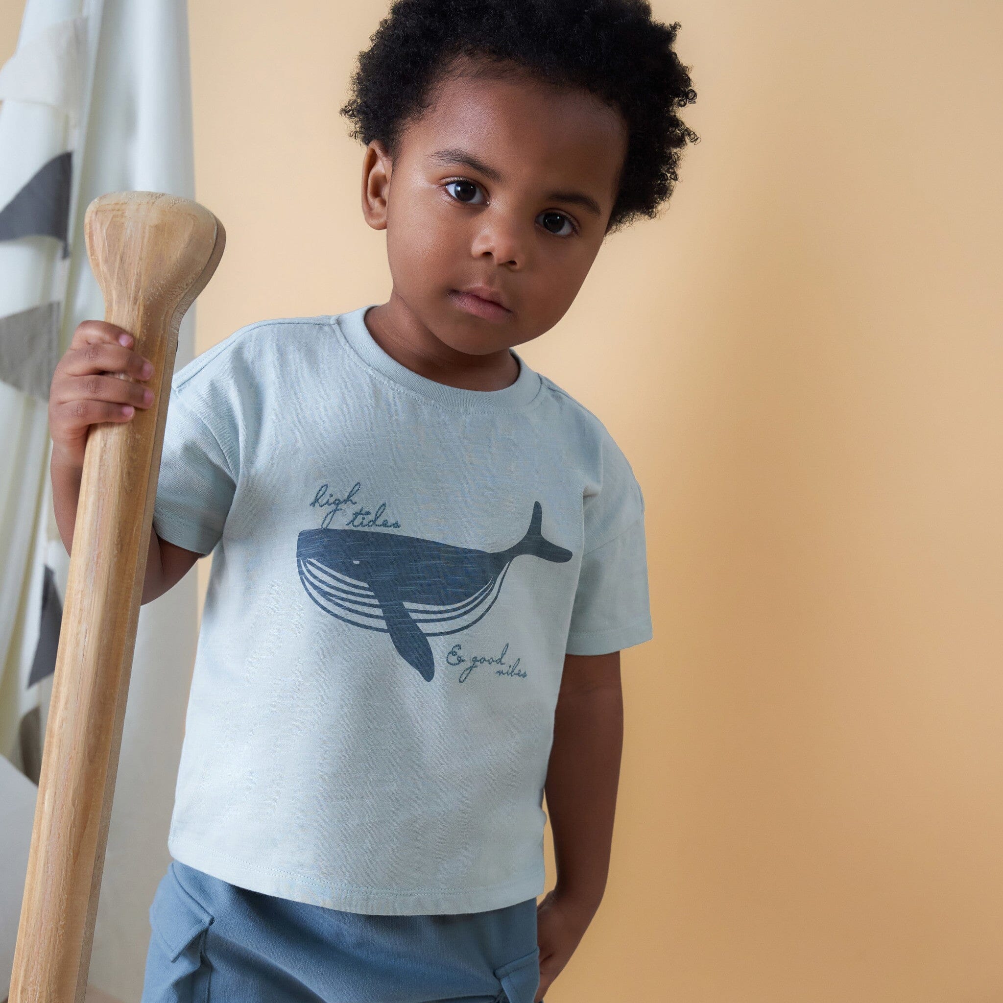 2-Piece Toddler Boys Whale Top and Cargo Shorts Set - Image 2