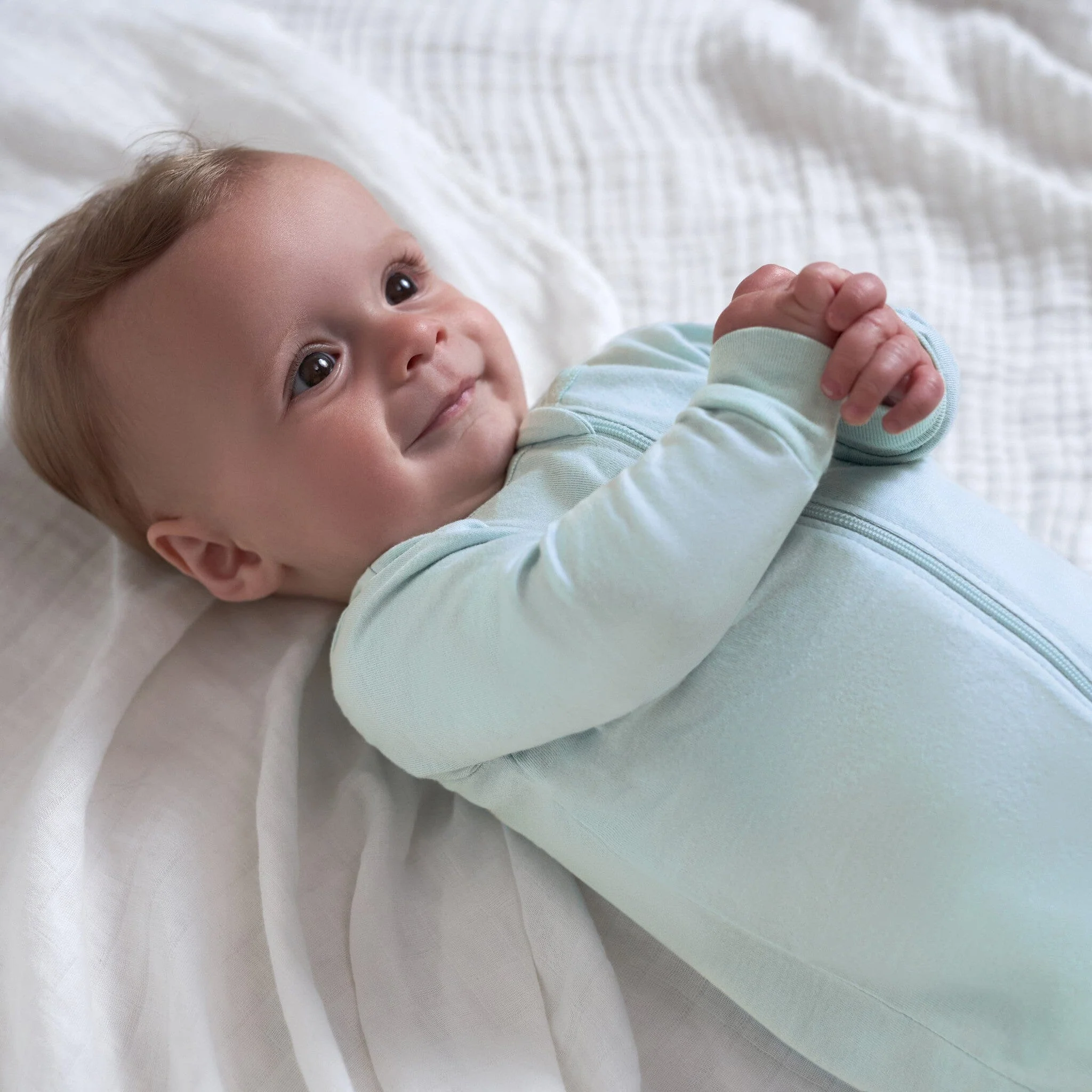 3-Pack Baby Neutral Pink & Blue Sleep 'N Plays - Image 3