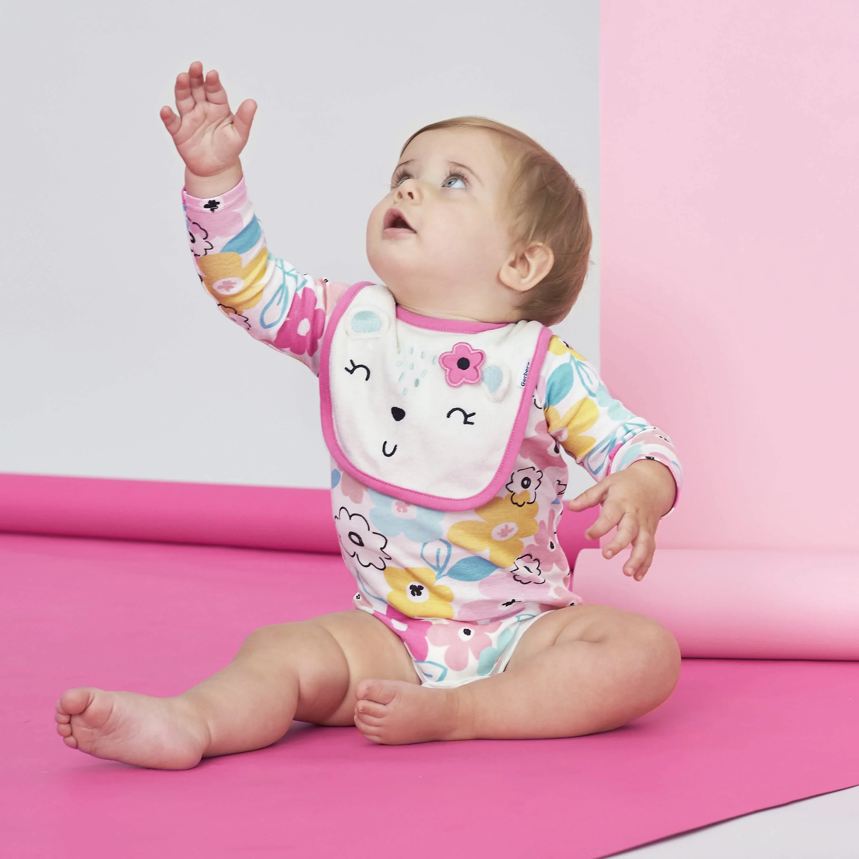4-Pack Baby Girls Bear Dribbler Bibs - Image 2
