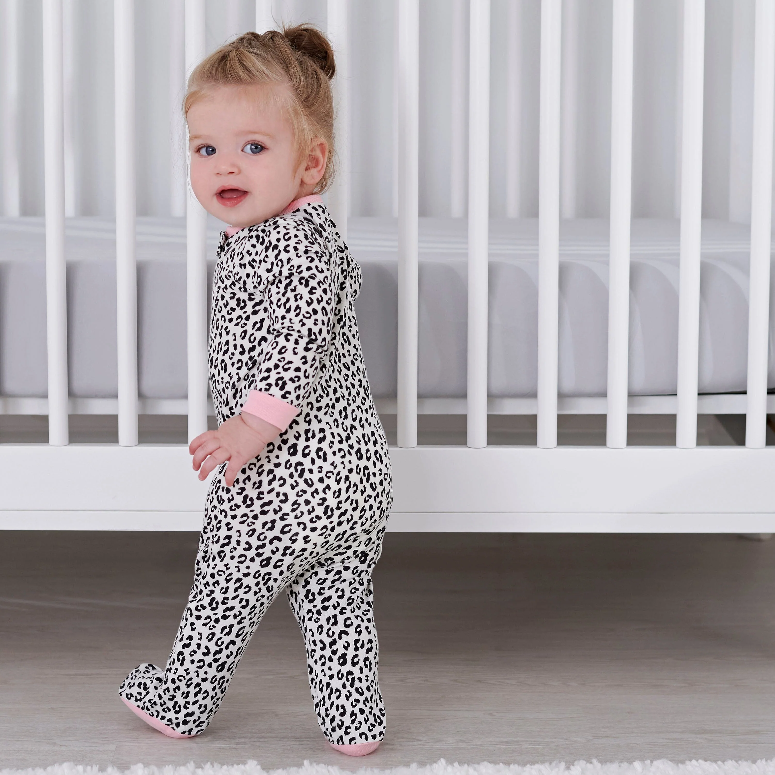 6-Piece Baby Girls Leopard Onesies® Bodysuit and Sleep 'N Play Set - Image 2